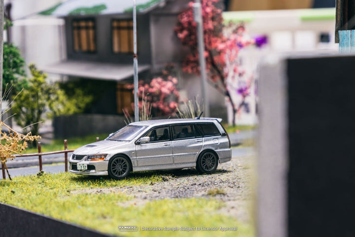 [Preorder] Tarmac Works 1:64 Mitsubishi Lancer Evolution Wagon Silver