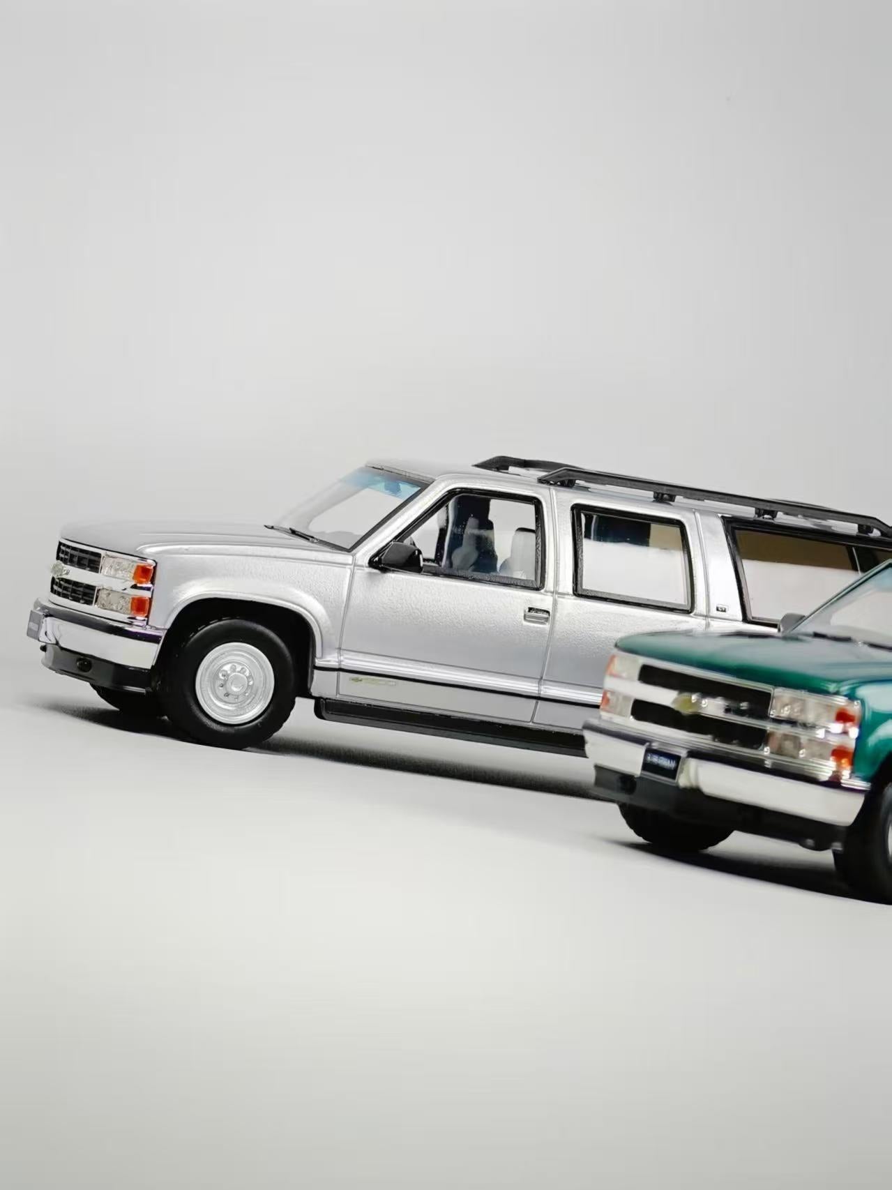 HEC Bliss chevrolet サバーバン　1/64 Preorder] BLISS 1:64 Chevrolet Suburban (2 Colours) – Horizon Diecast