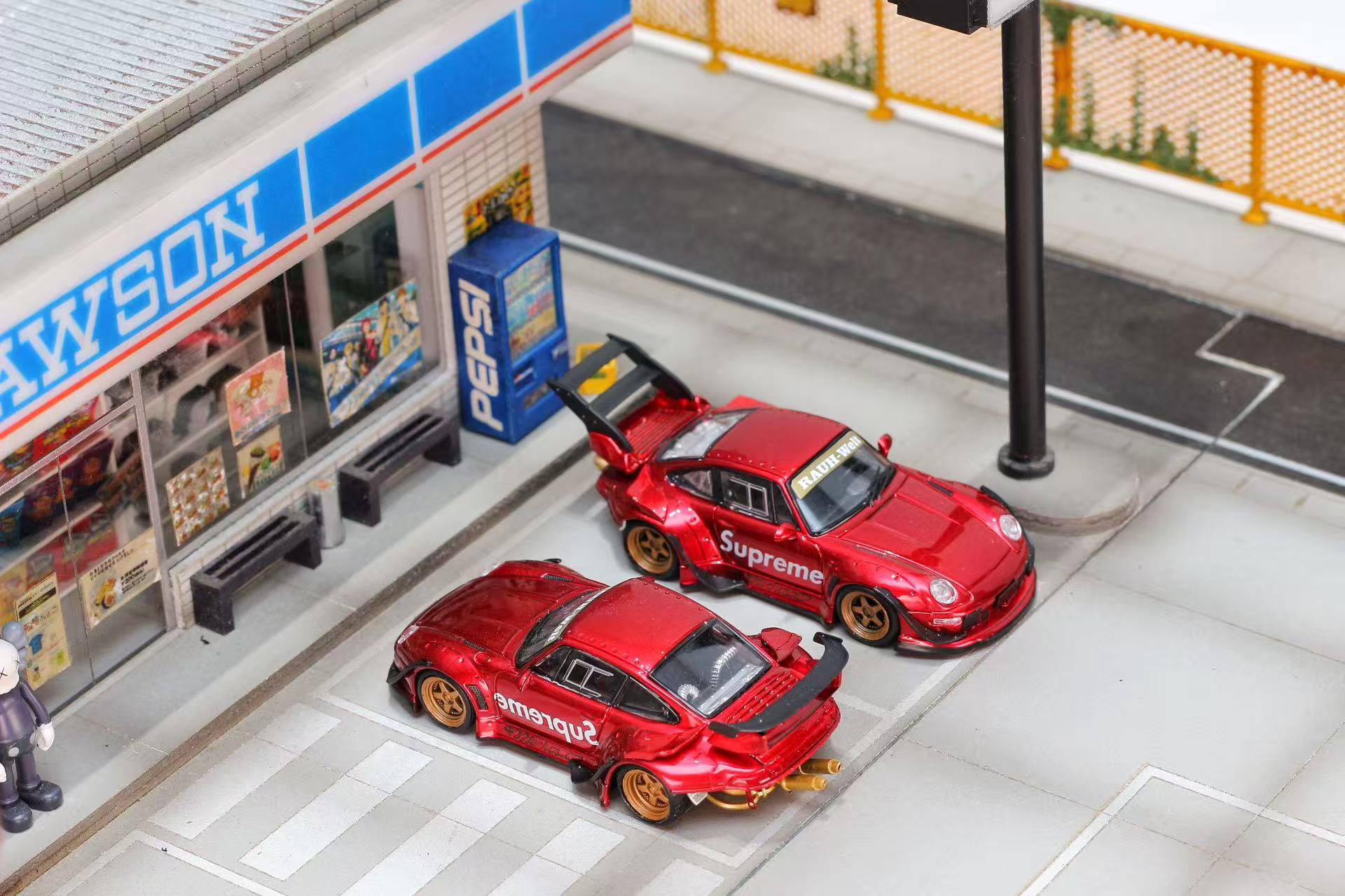 Street Weapon 1:64 RWB 993 Supreme Metallic Red (2 Versions
