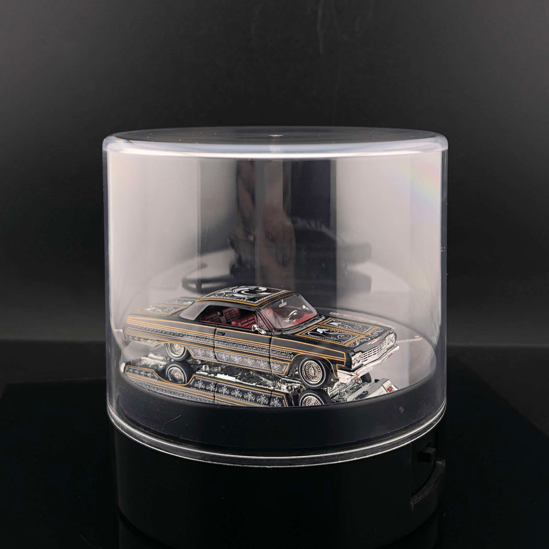 [Preorder] Fine Works 1:64 Chevrolet Impala Lowrider Black Gold Bouncing Car (2 Versions)