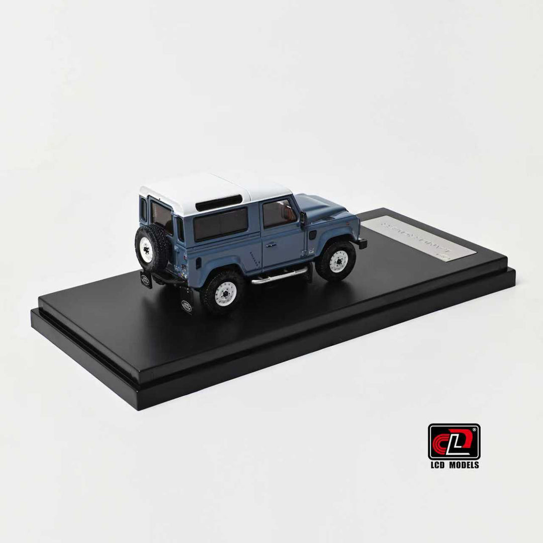 LCD 1:64 Land Rover Defender 90 V8 (3 Colours) LCD64016-BU