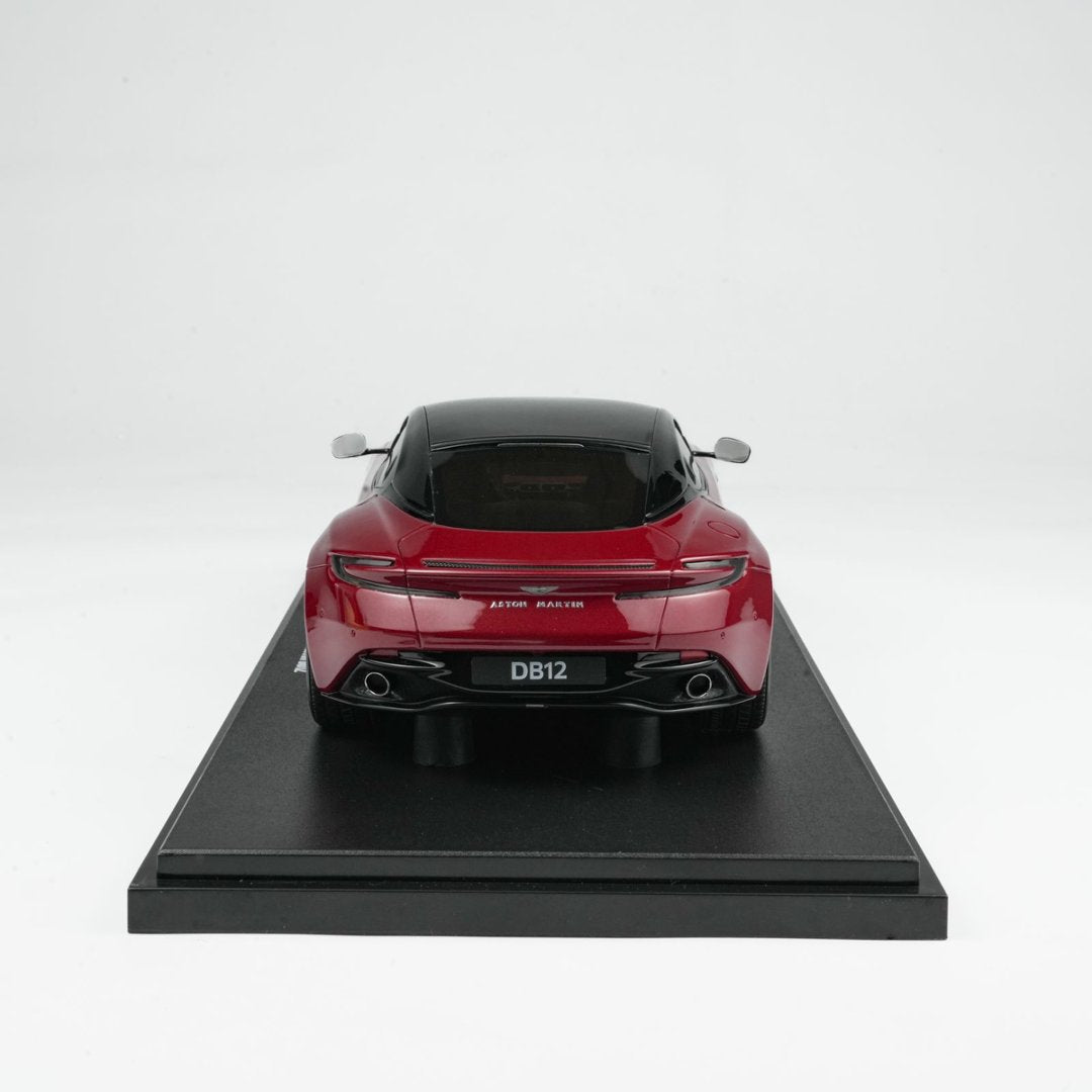 GT Spirit 1:18 ASTON MARTIN DB12 HYPER RED 2023 GT936