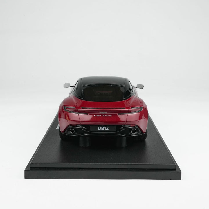GT Spirit 1:18 ASTON MARTIN DB12 HYPER RED 2023 GT936