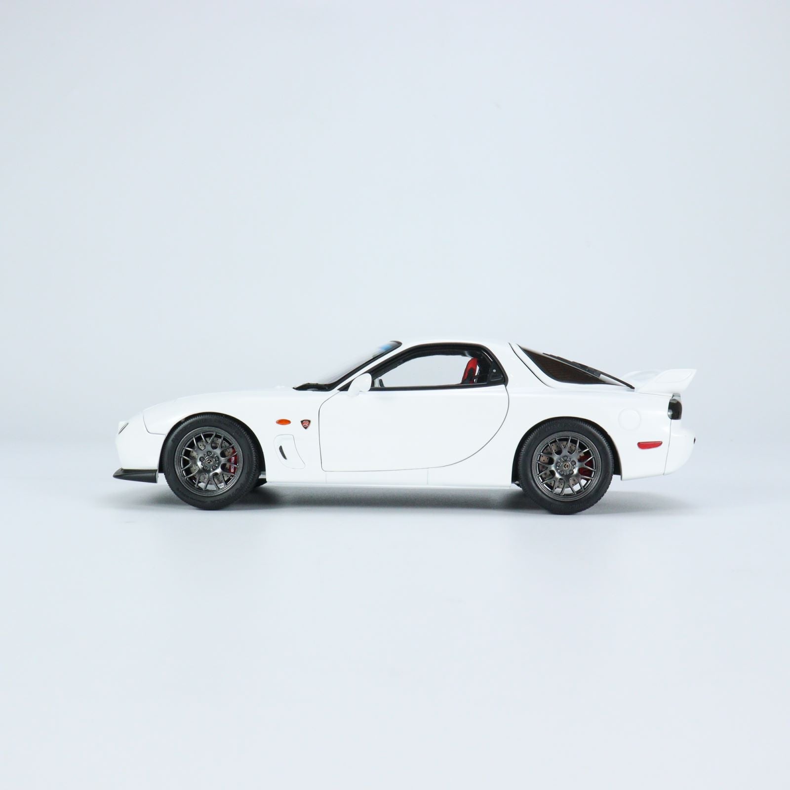 Polar Master 1:18 Mazda RX-7 Spirit R White Diecast Full Open PLM22001 ...