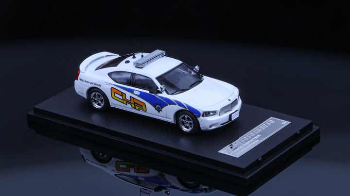 [Preorder] Rollin 1:64 CHP California Highway Patrol Warhorse
