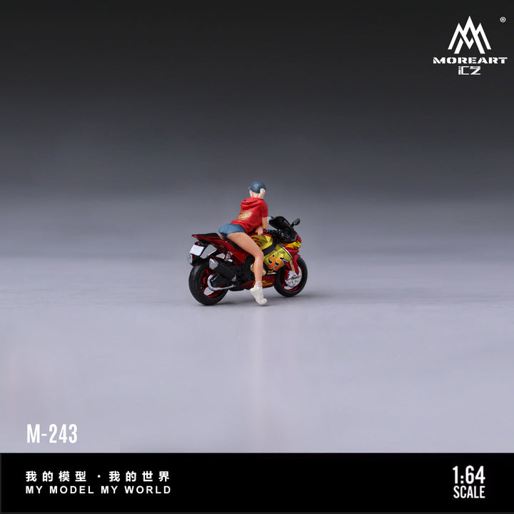 [Preorder] MoreArt 1:64 MCQUEEN SUZUKI MOTORCYCLE TRENDY GIRL DOLL SET MO222243