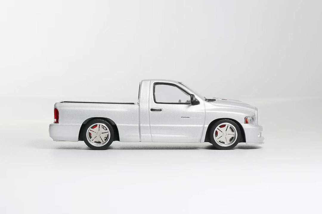 [Preorder] SHOOM64 1:64 Dodge 2003 RAM SRT-10 Silver (LHD) SHOOM-103-004
