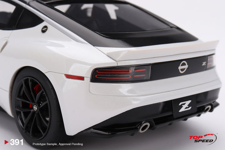 [Preorder] Topspeed 1:18 Nissan Z Performance 2023 Everest White LHD