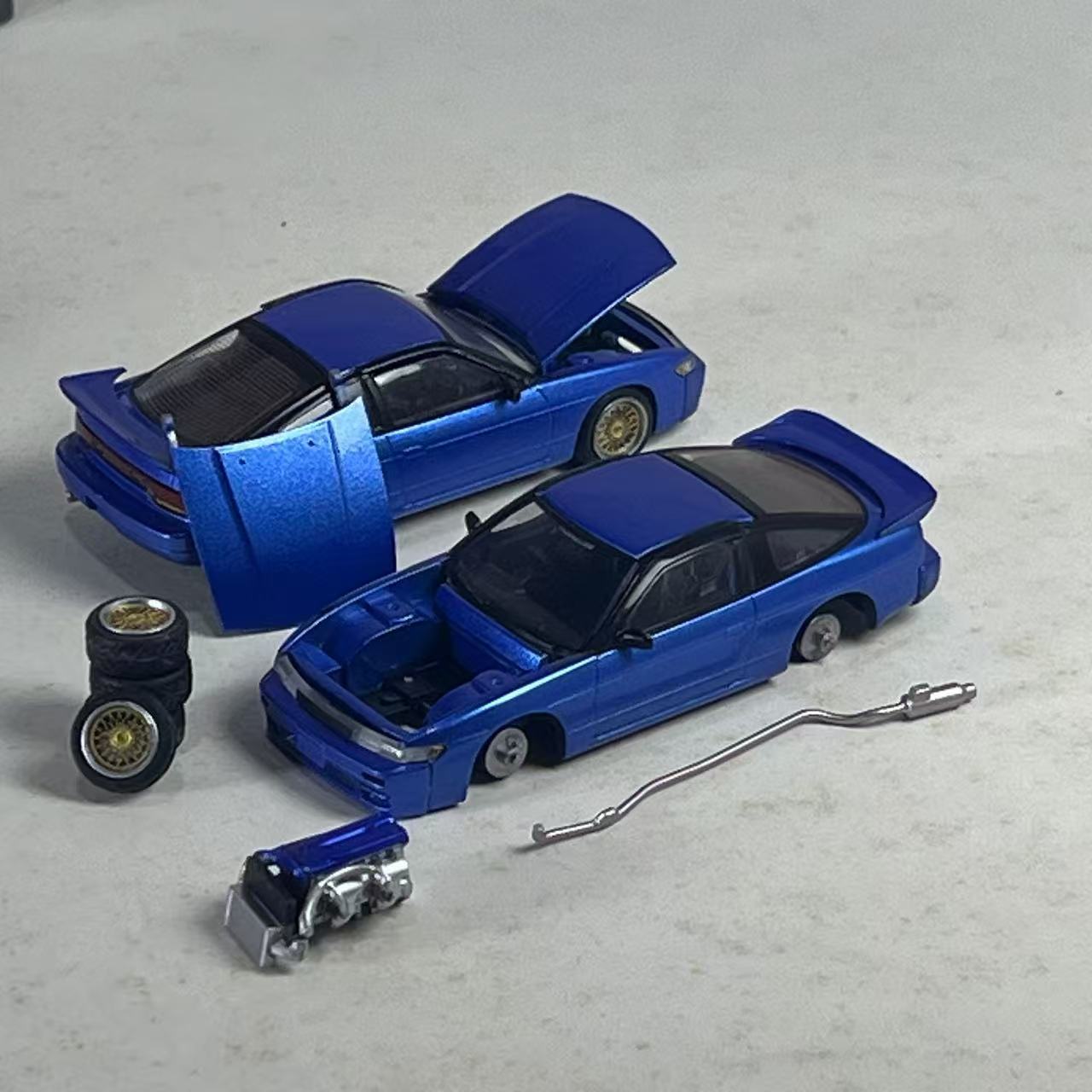 Peako 1:64 Nissan Sileighty RPS13 S13 with Opening Hood Blue