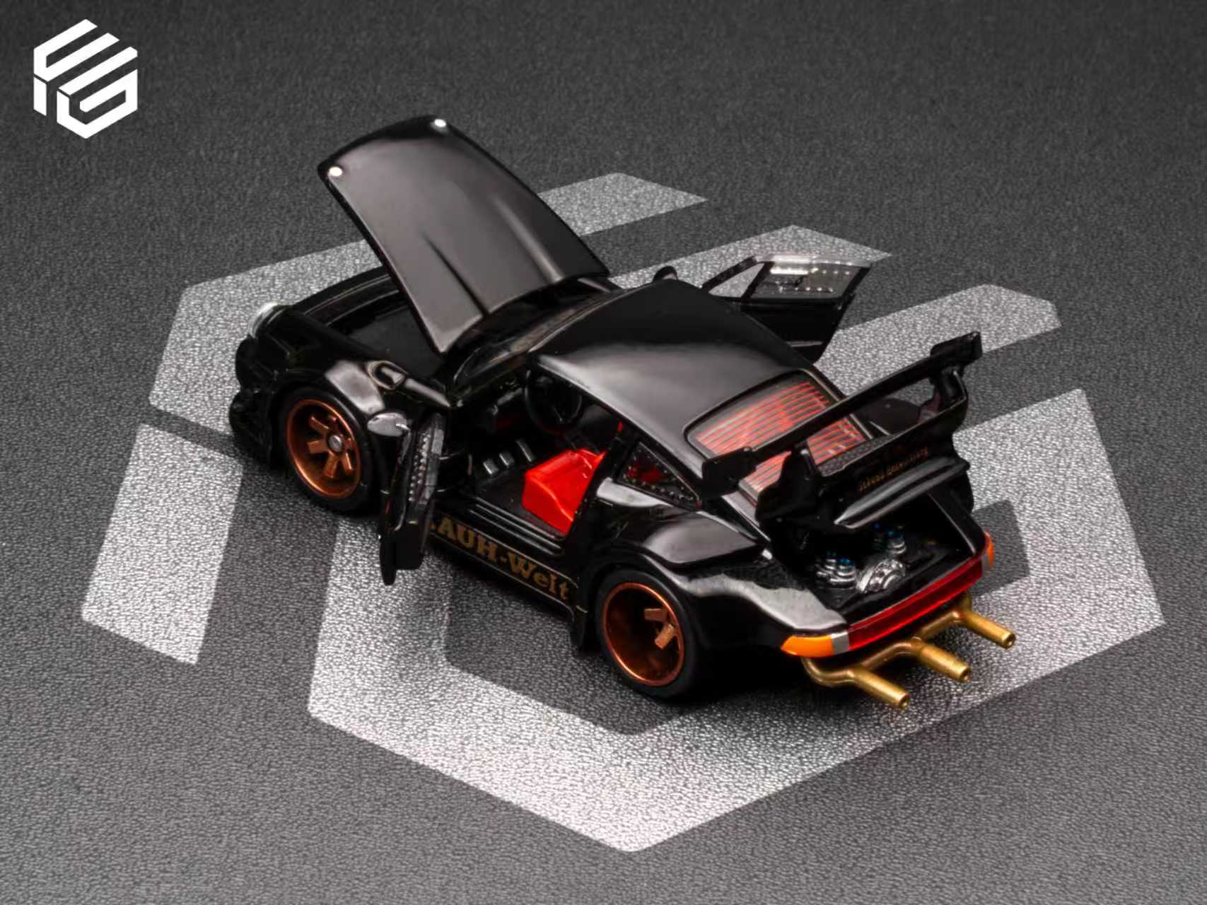 Preorder] FG 1:64 RWB 930 Black – Horizon Diecast