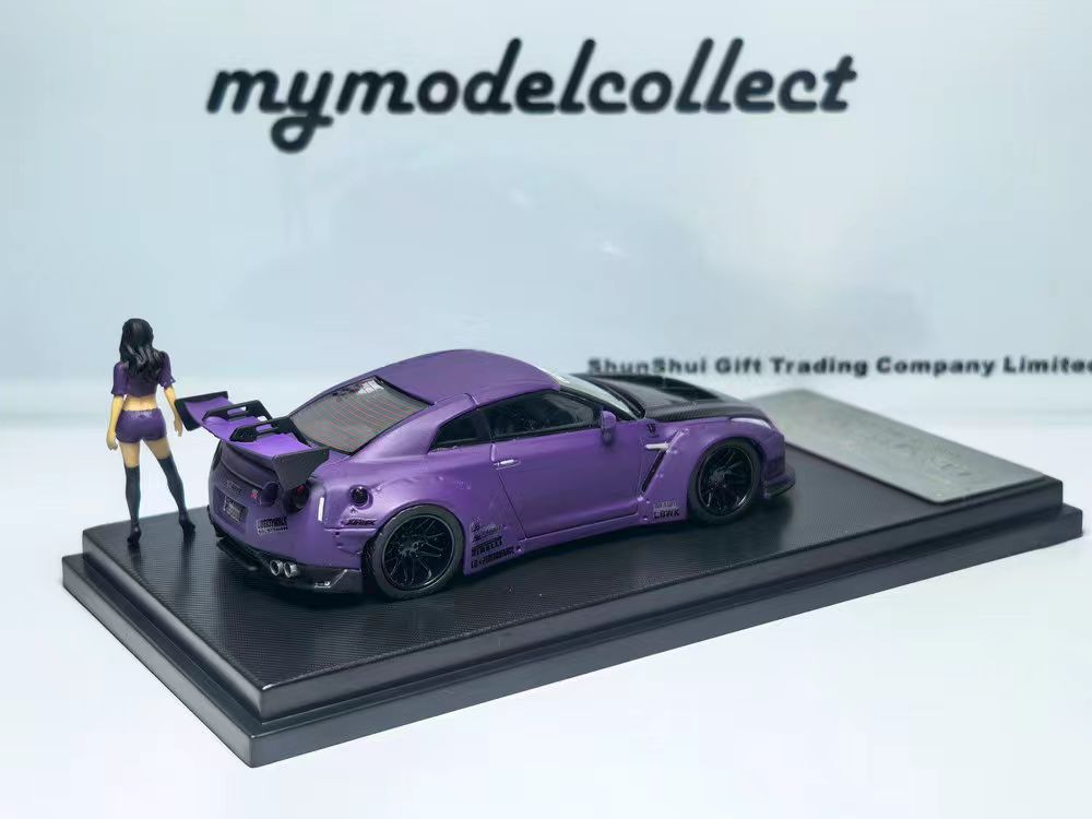 [Preorder] Model Collect 1:64 Nissan LB GTRR35 1.5V Matte Purple/Carbon Cover + Free Doll MC640004J
