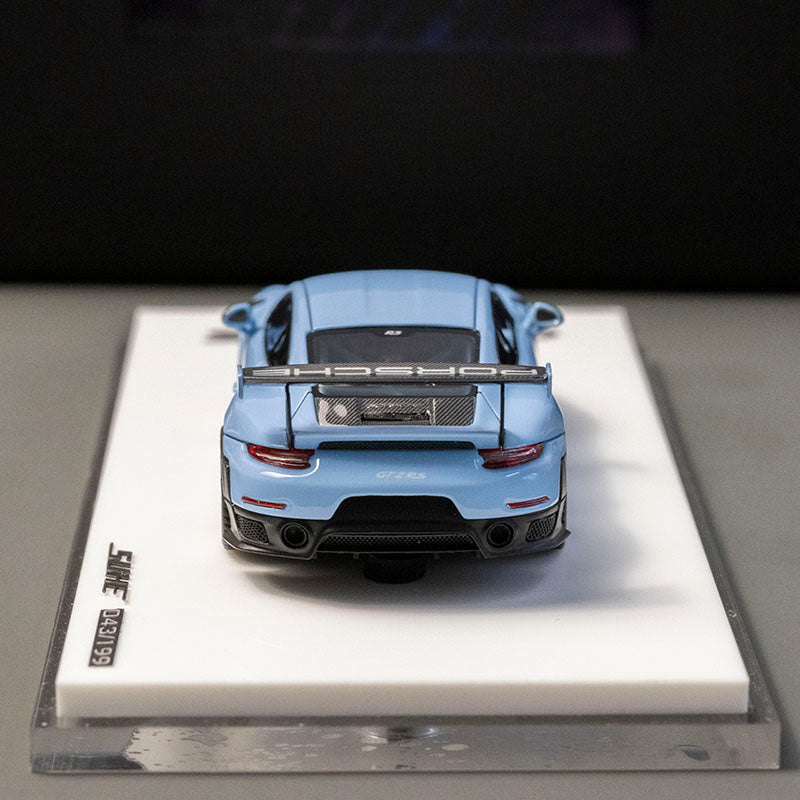 [Preorder] Suhe 1:64 Porsche GT2 RS Blue