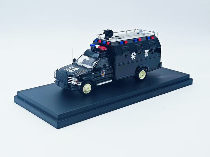 [Preorder] The Art of Model 1:64 Ford F550 super duty Black Police Livery
