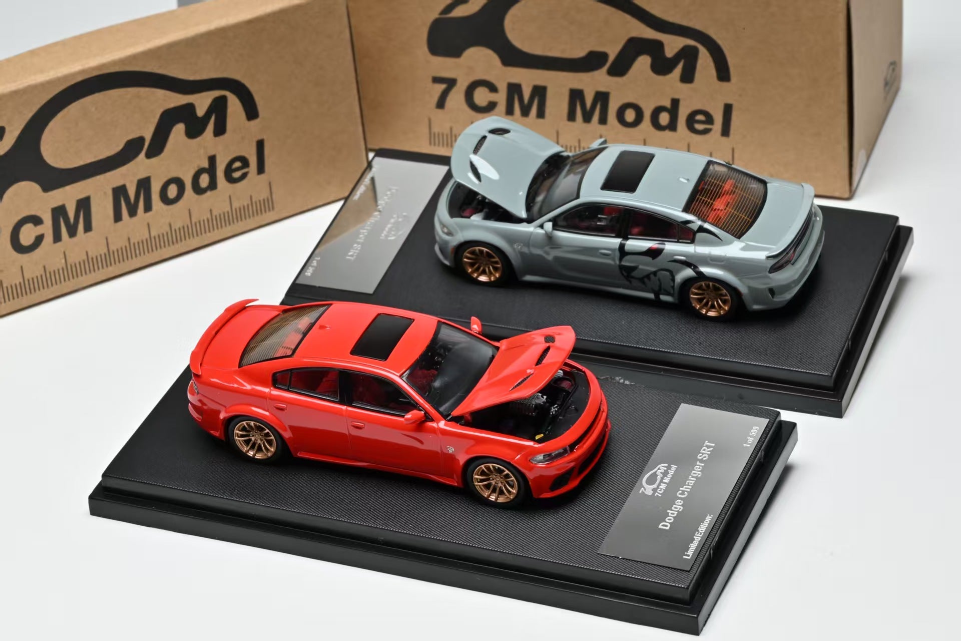 Preorder] 7CM Model 1:64 Dodge Charger SRT Hellcat (2 Colours