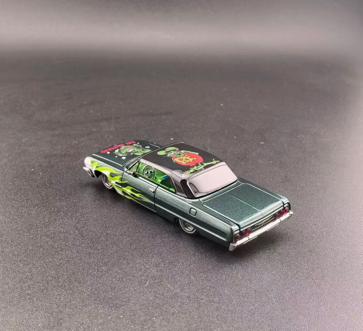 FineWorks64 1:64 Chevrolet Impala West Coast Bouncing Emerald Green Fink Mouse (2 Versions)