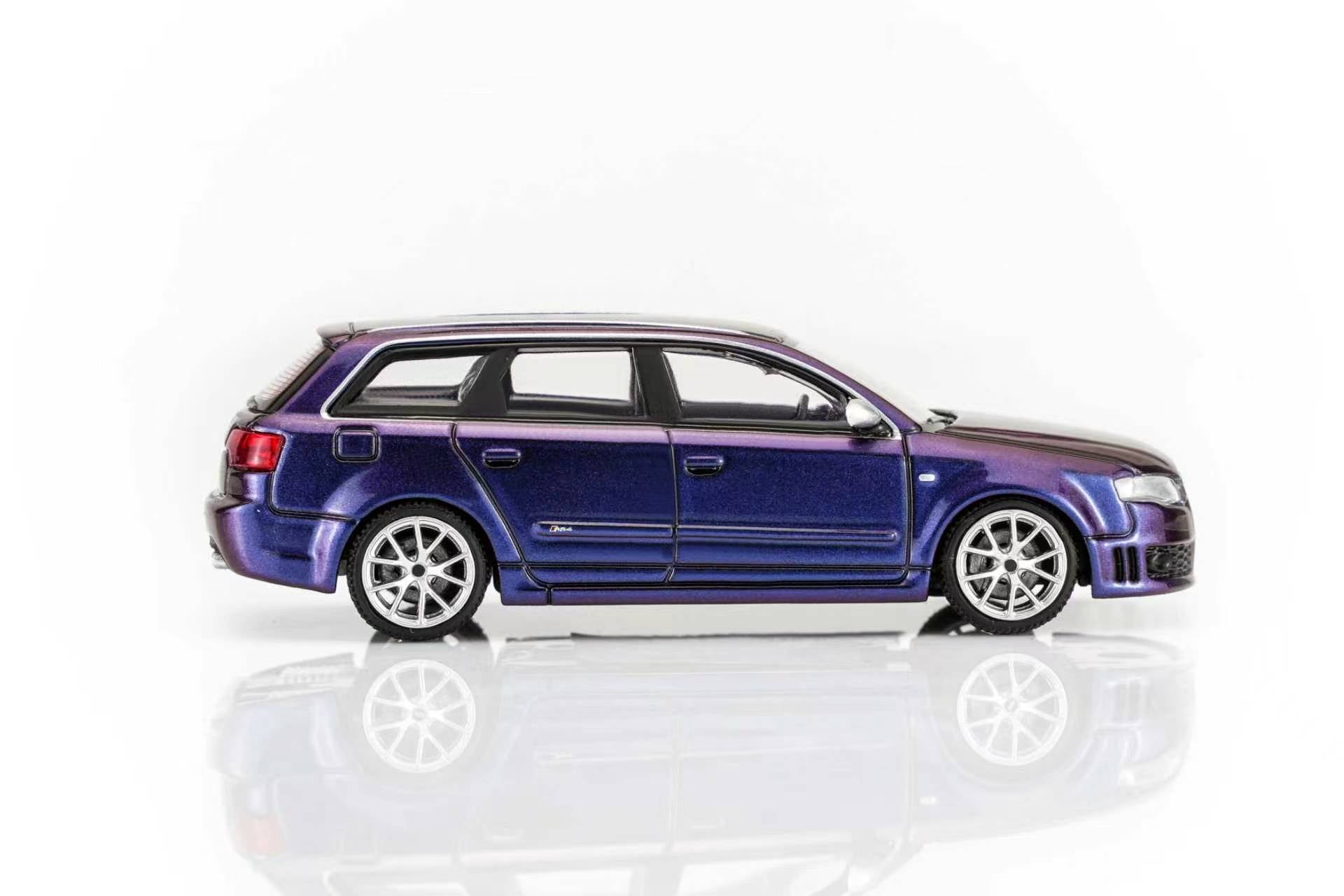 Preorder] MOTORHELIX 1:64 Audi RS4 (B7) 2005 (3 Colours) M68307