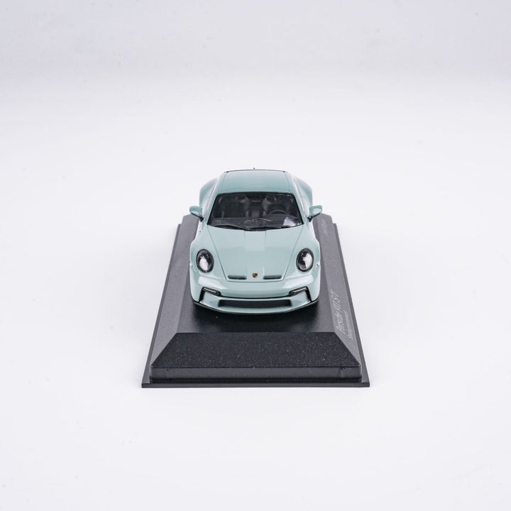 MINICHAMPS 1:43 PORSCHE 911(992) S/T - 2023 - GREEN METALLIC 410063021