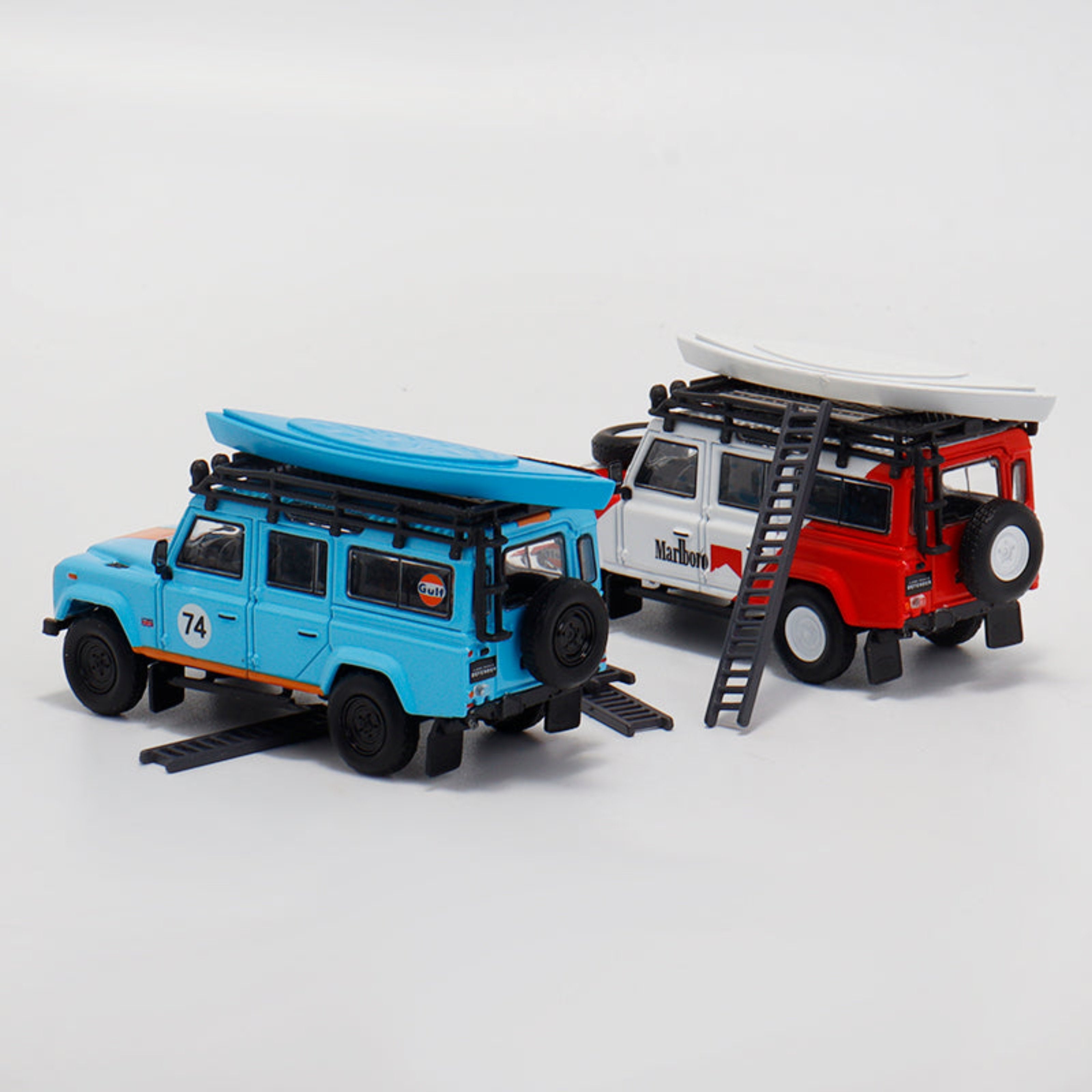 Master Model 1:64 Land Rover Defender 110 Accessory Version