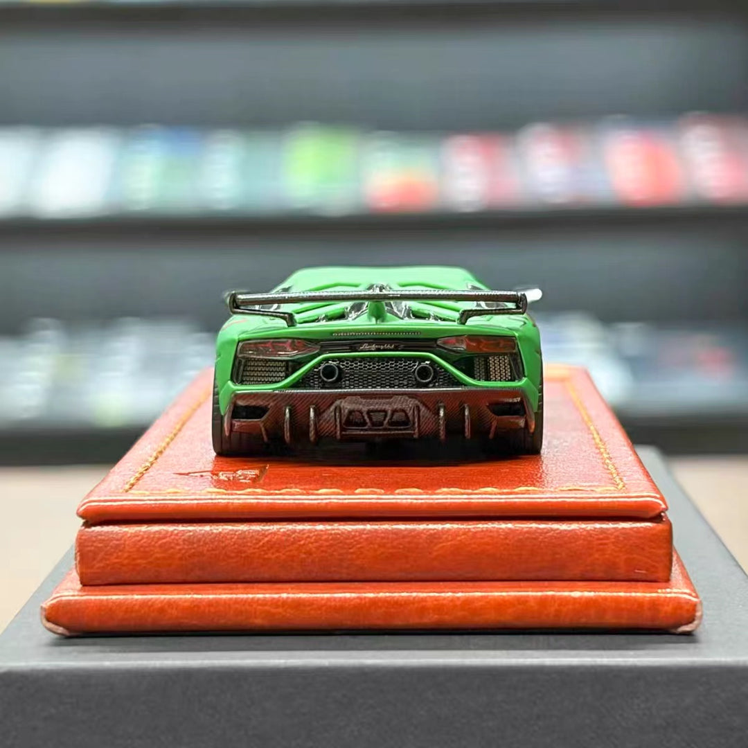 [Preorder] Make Up 1:64 Lamborghini Aventador SVJ 2018 Verde Alceo TM007A
