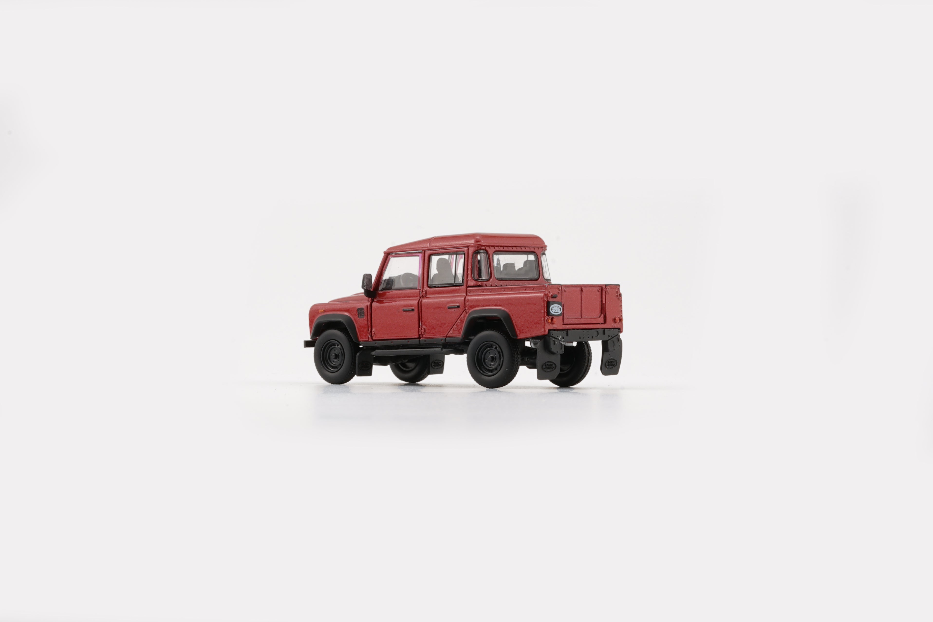 BM Creation 1:64 Land Rover 2016 Defender 110 Pick Up - Orange