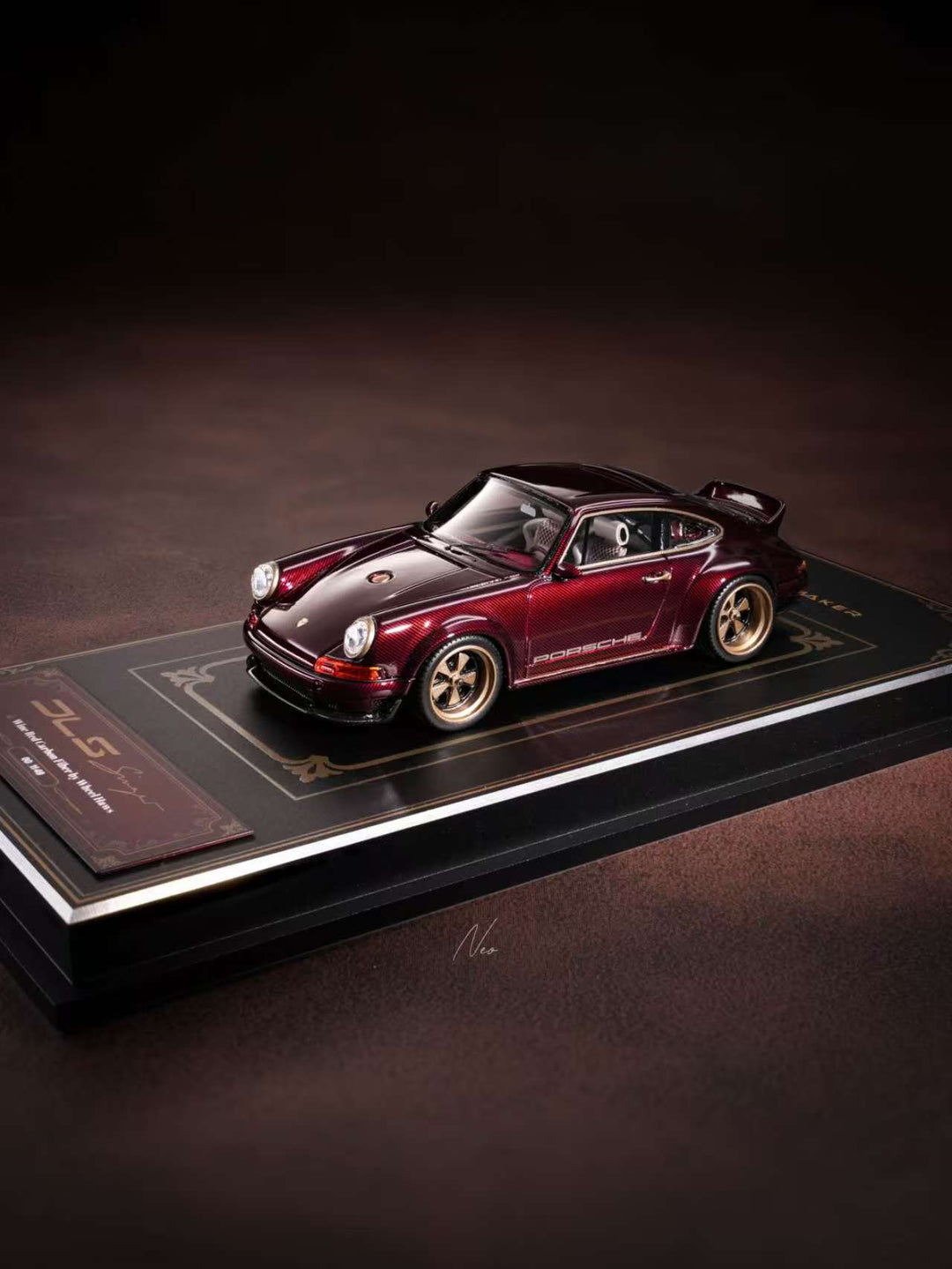 [Preorder] DeepMaker x Wheel Haus 1:64 Porsche Singer DLS Wine Red Carbon Fiber