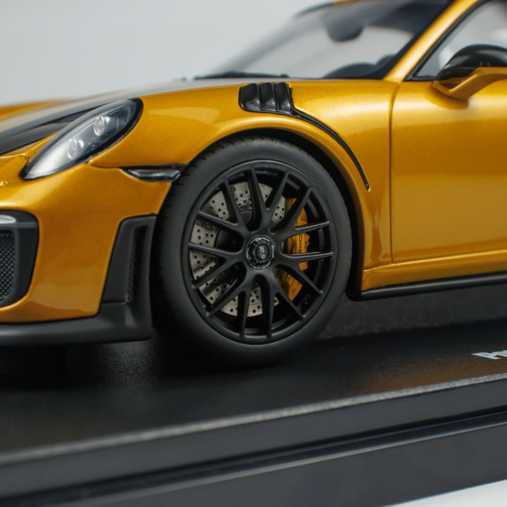 GT Spirit 1:18 Porsche 911 (991.2) GT2 RS CLDC041