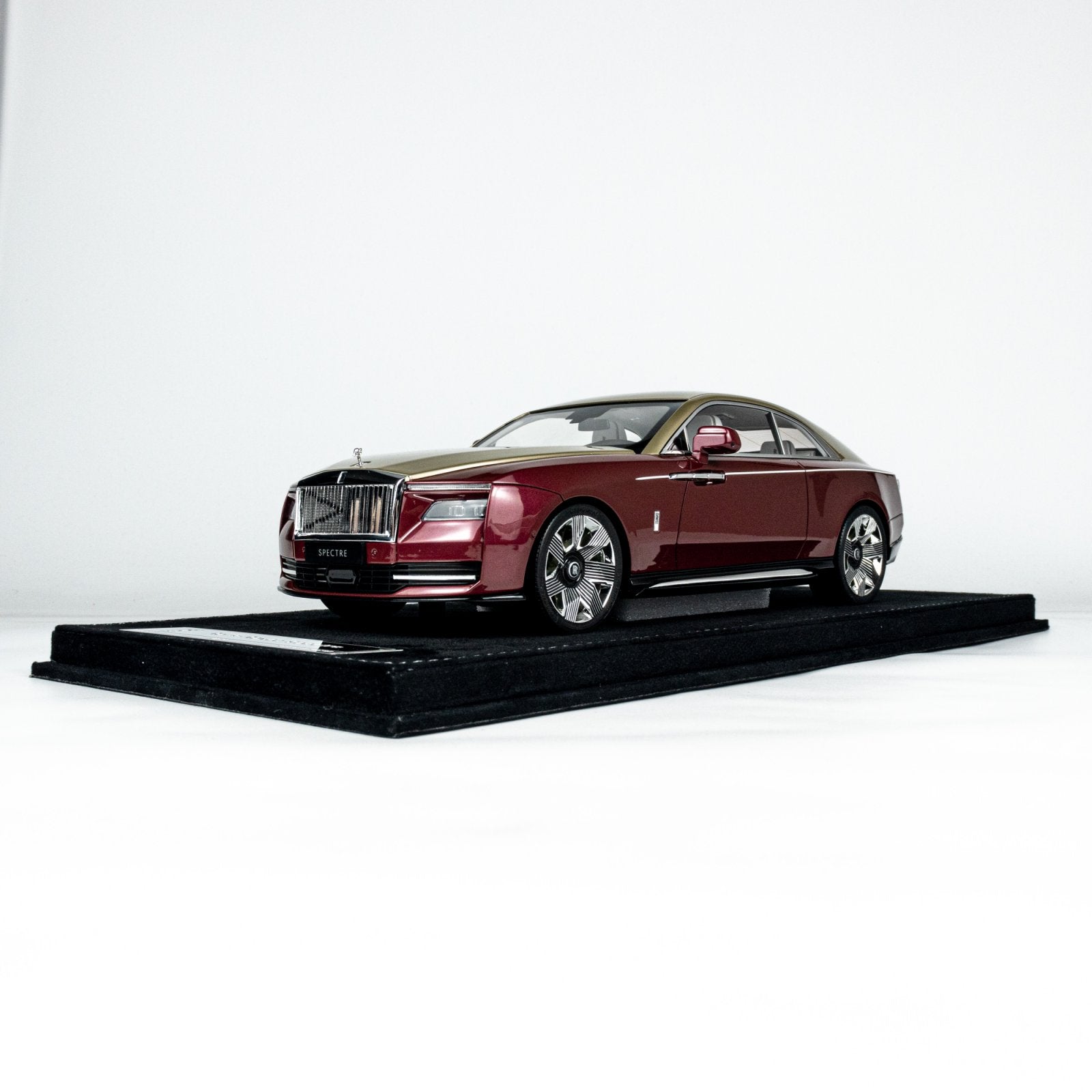 ROLLS ROYCE SPECTRE 1/43スケール