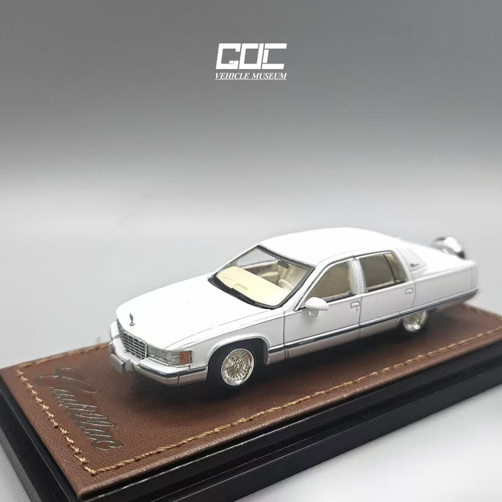 [Preorder] GOC 1:64 Cadillac Fleetwood (2 Colours)