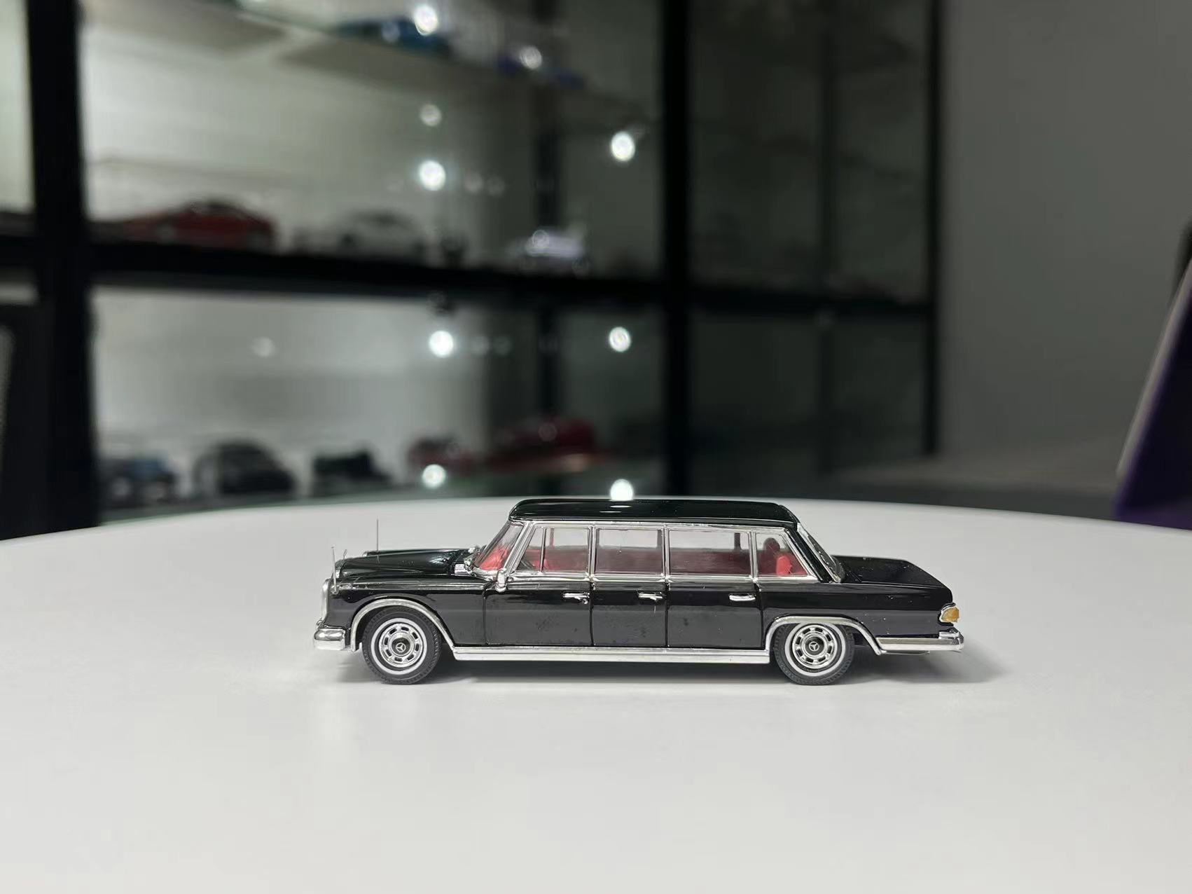 Preorder] TPC 1:64 Mercedes-Benz S600 Pullman Extended Coupe