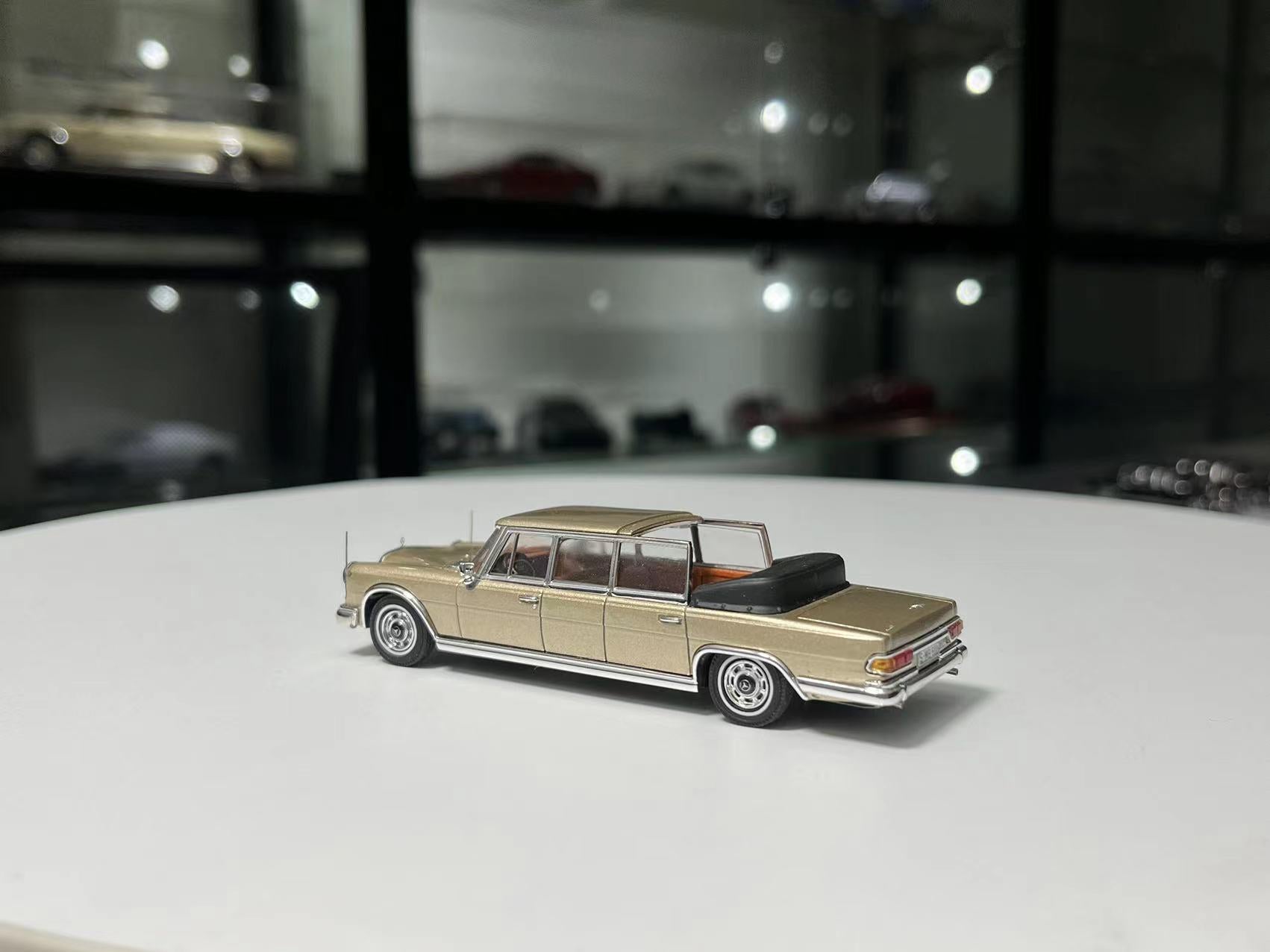 Preorder] TPC 1:64 Mercedes-Benz S600 Pullman Extended Roadster