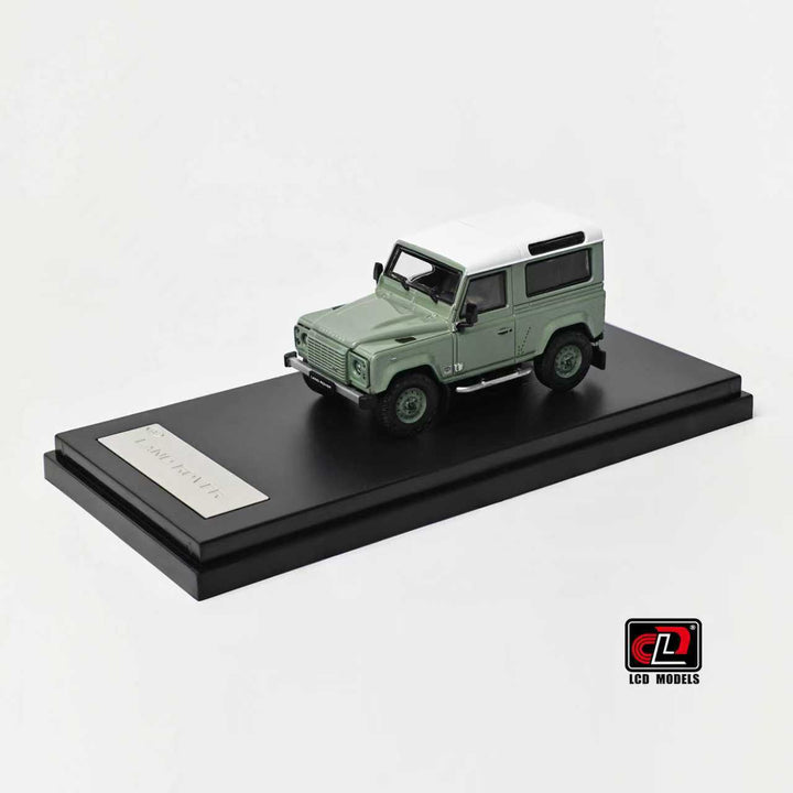LCD 1:64 Land Rover Defender 90 V8 (3 Colours) LCD64016-BU