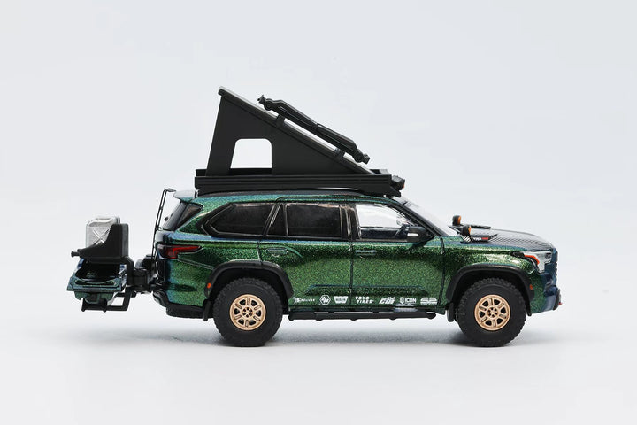 [Preorder] GCD 1:64 Toyota SEQUOIA TRD PRO With accessories LHD (2 Colours) KS-068-440/ KS-068-441