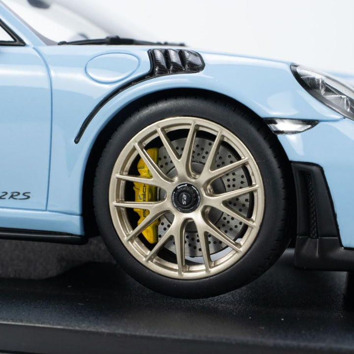 [Preorder] GT Spirit 1:18 Porsche 911(991.2) GT2 RS WEISSACH PACKAGE GULF BLUE