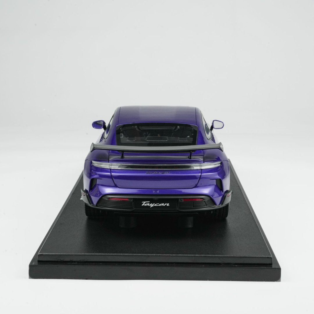 GT Spirit 1:18 PORSCHE TAYCAN TURBO GT PURPLE SKY METALLIC 2023 GT520