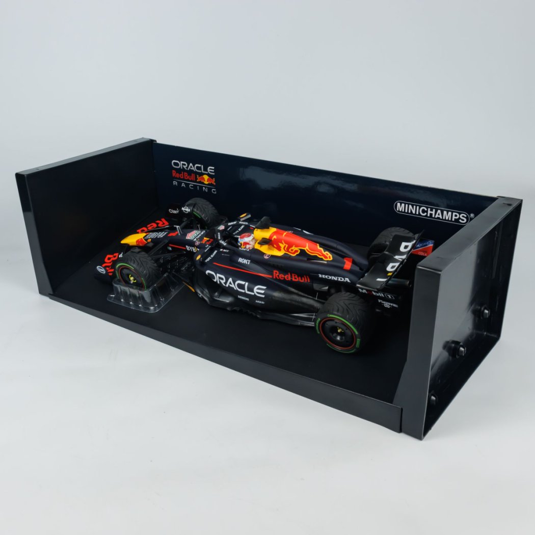 MINICHAMPS 1:18 ORACLE RED BULL RACING RB20 - WINNER CANADA GP2024 110240901