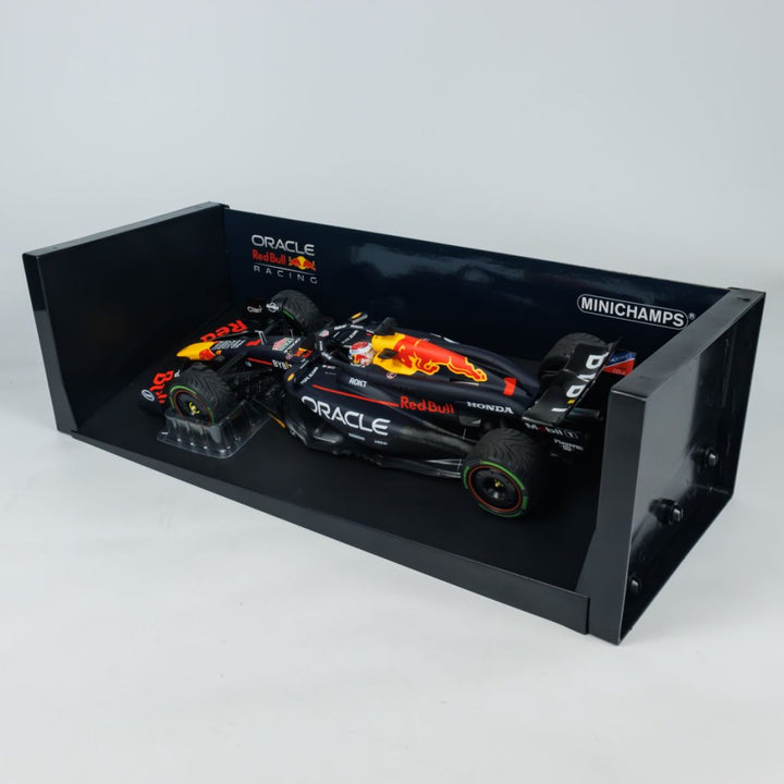 MINICHAMPS 1:18 ORACLE RED BULL RACING RB20 - WINNER CANADA GP2024 110240901