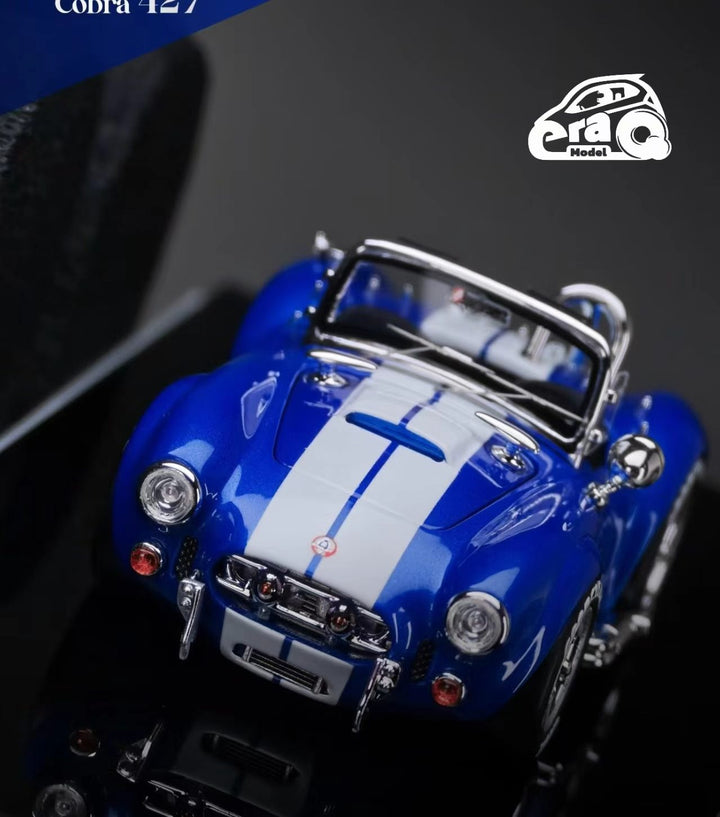 [Preorder] EraQ X DYwork 1:64 Shelby Cobra 427 Blue Livery (with luggage bag)
