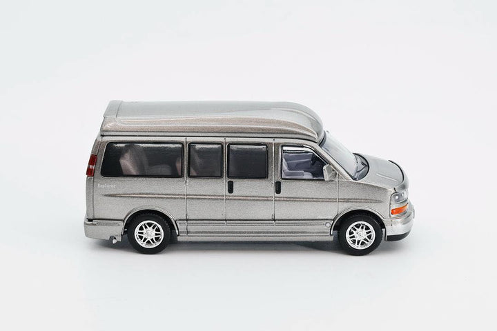 [Preorder] Shadow 1:64 SAVANA EXPLORER LIMITED SE LHD (3 Colours) LL-057-287/LL-057-289/LL-057-290