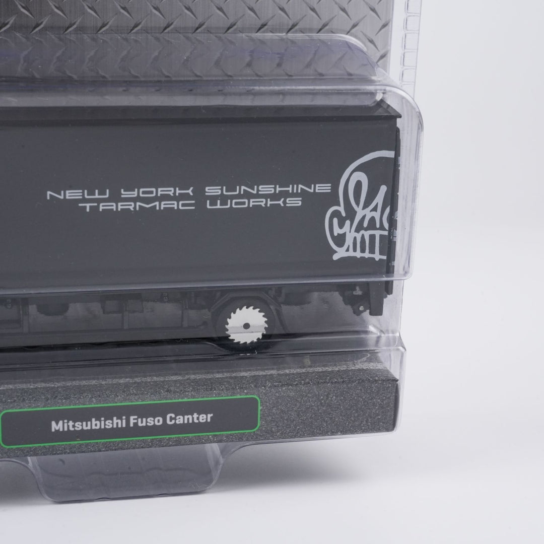 [Preorder] Tarmac Works 1:64 Mitsubishi Fuso Canter New York Sunshine T64T-TL002-NYS