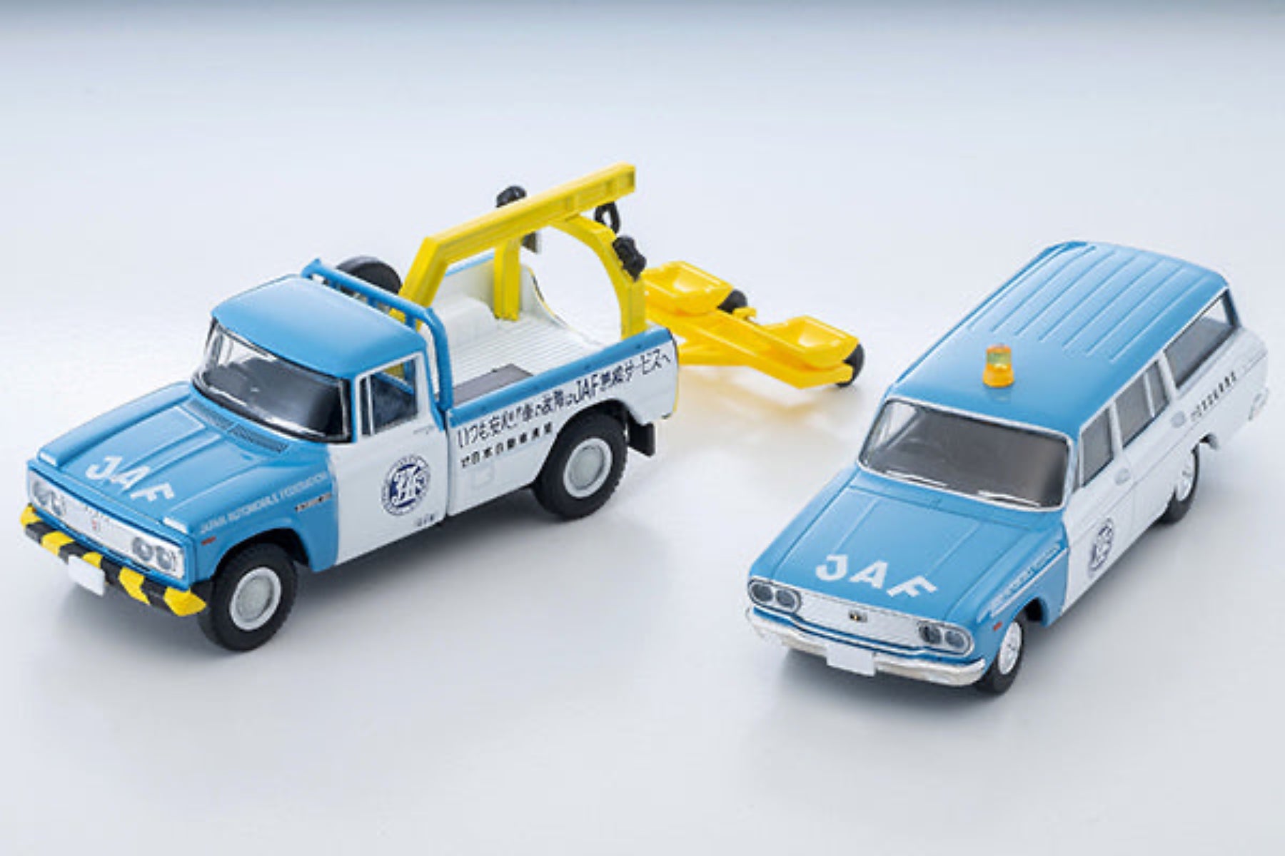 Preorder] Tomytec TLVN 1:64 Toyota Stout Tow Truck (JAF) LV-188d