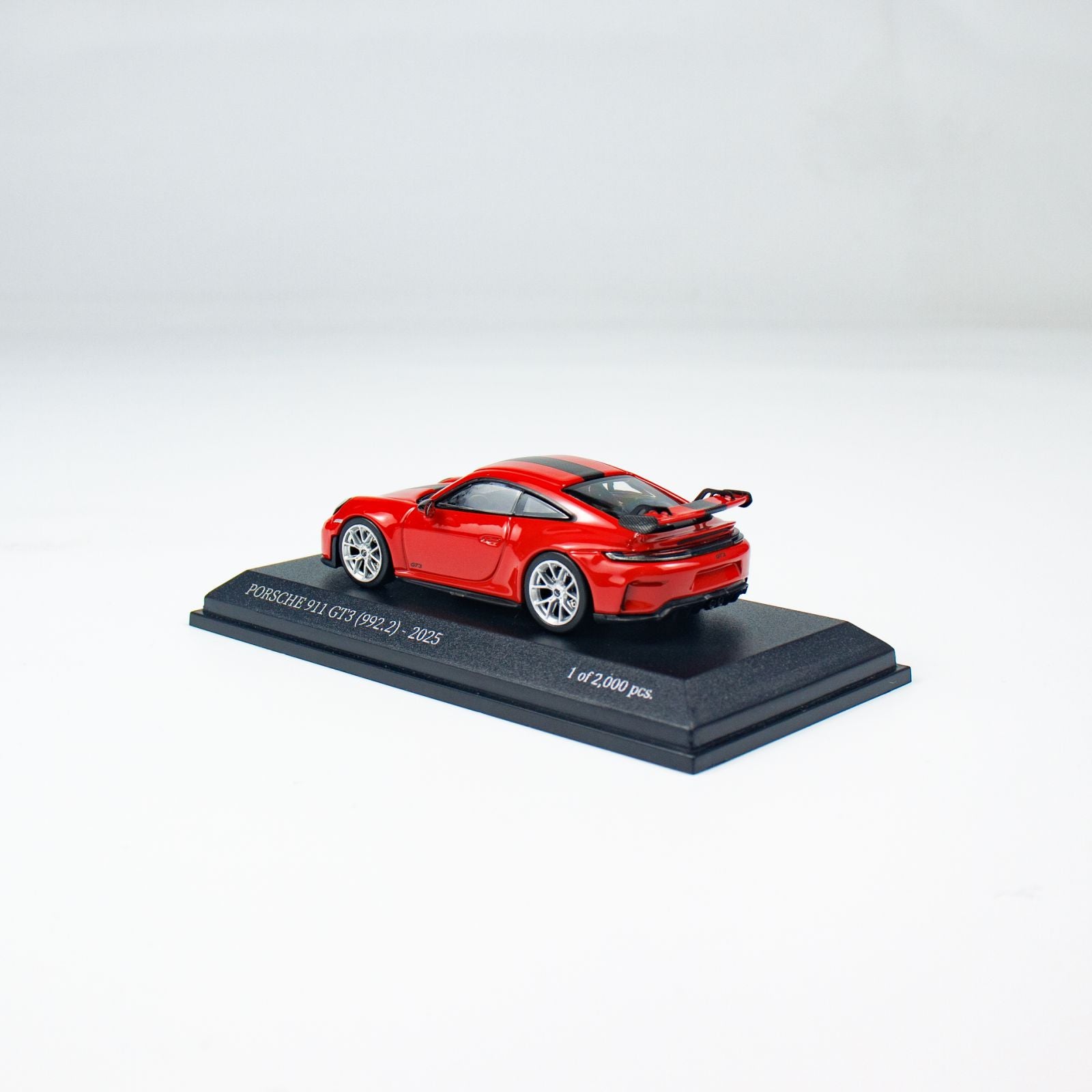 Minichamps 1:64 PORSCHE 911 (992.2) GT3 - 2025-RED CLDC 643064223