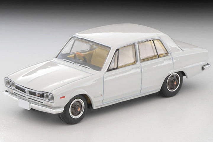 Tomytec TLVN 1:64 Nissan Skyline 2000 GT-X (white) 1972