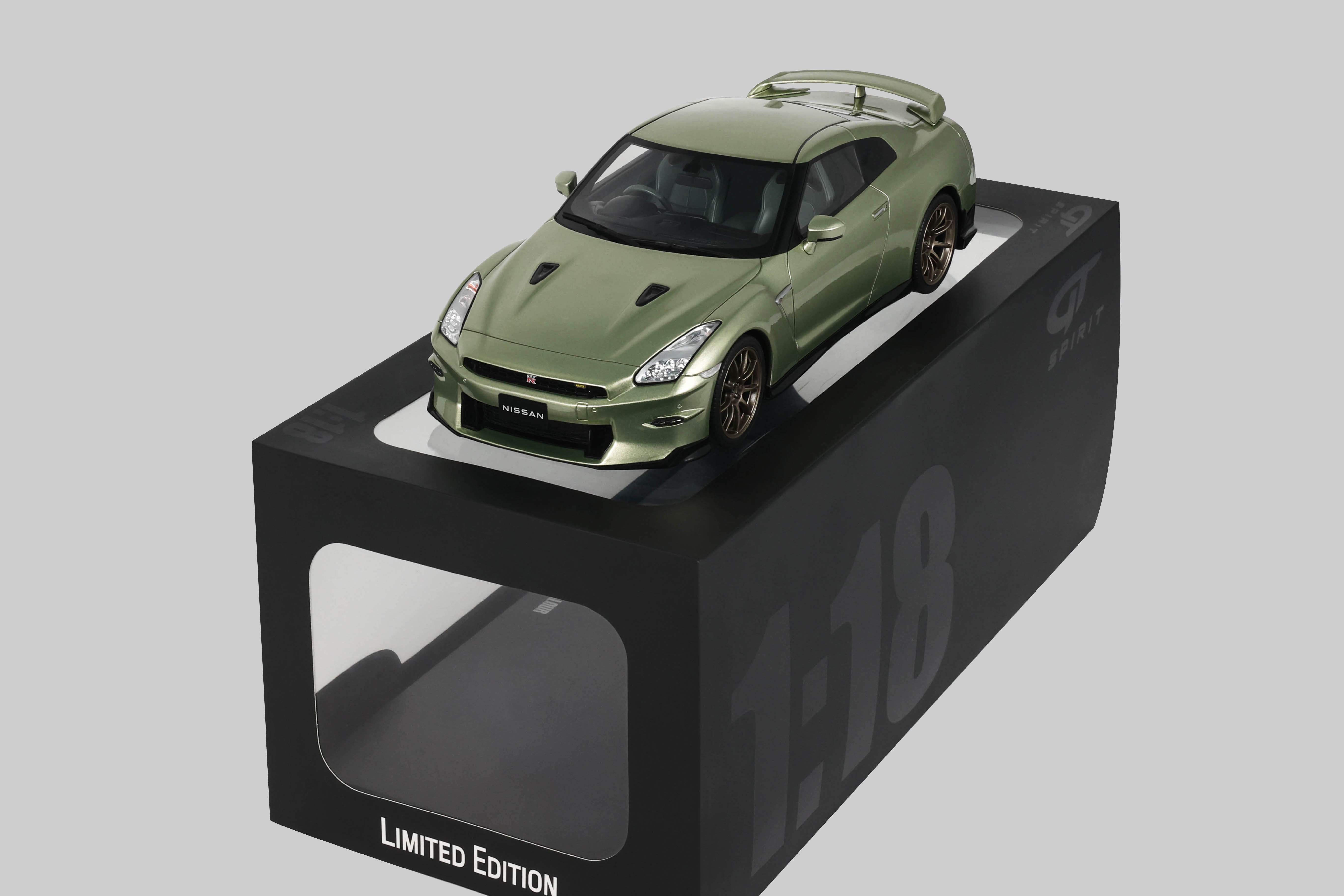 Preorder] GT Spirit 1:18 NISSAN GT-R (R35) PREMIUM EDITION T-SPEC