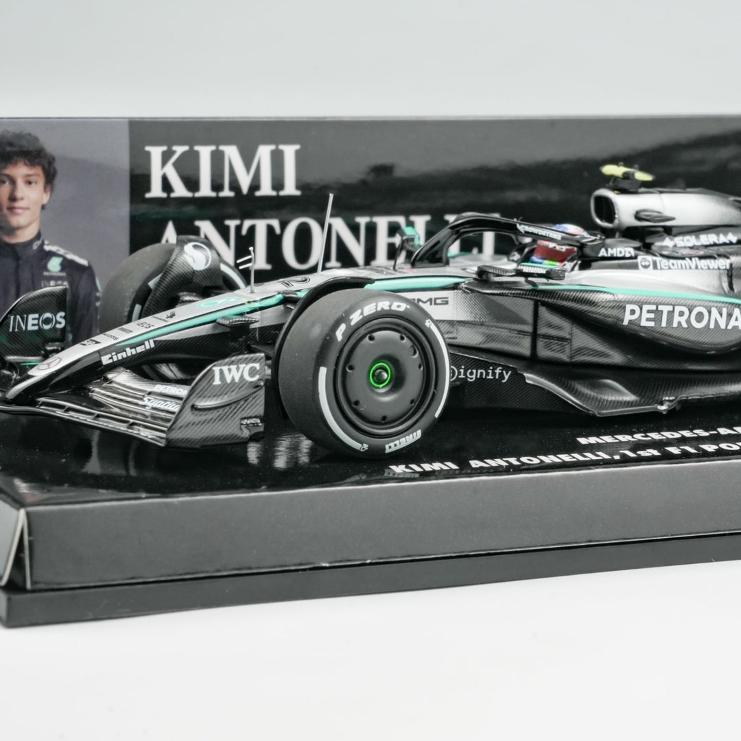 MINICHAMPS 1:43 MERCEDES AMG PETRONAS FORMULA ONE TEAM F1 W16 E PERFORMANCE 417251012