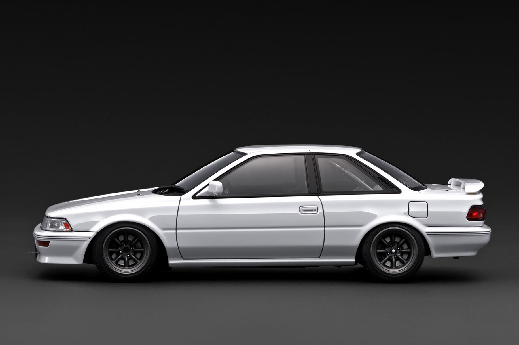 Preorder] Ignition Model 1:18 TOYOTA COROLLA LEVIN GT APEX (AE92