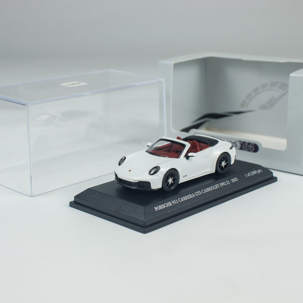 Minichamps 1:64 PORSCHE 911 (992.2) CARRERA GTS CABRIOLET CLDC