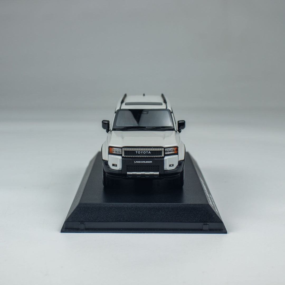 [Online Only] Kyosho 1:43 Toyota Land Cruiser 250 ZX 18inch Alloy Wheels KS03927PW