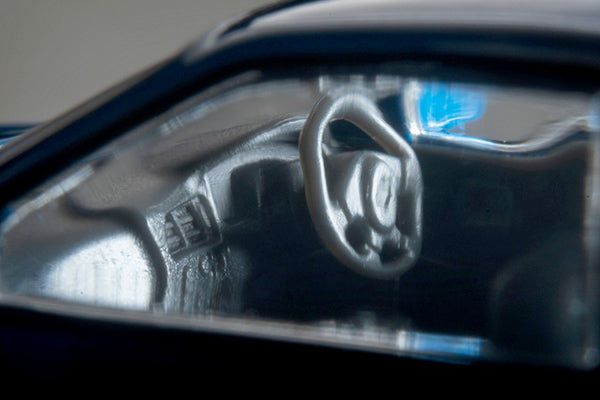 Tomytec TLVN 1:64 Nissan Skyline GT-R V-spec LM Limited (Champion Blue) 1996 LV-N308e
