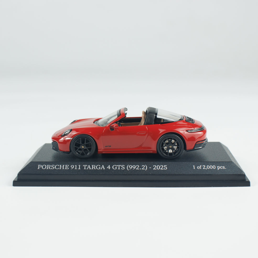 [Preorder] MINICHAMPS 1:64 PORSCHE 911 (992.2) TARGA 4 GTS -2025- RED CLDC 643064143