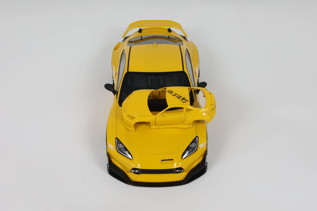 [Preorder] GT Spirit 1:18 Toyota GR86 Rocket Bunny Yellow CLDC043